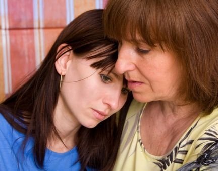 [mature-mom-daughter[2].jpg]