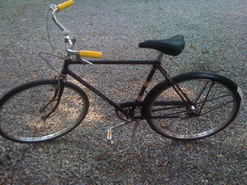 bold yellow grips