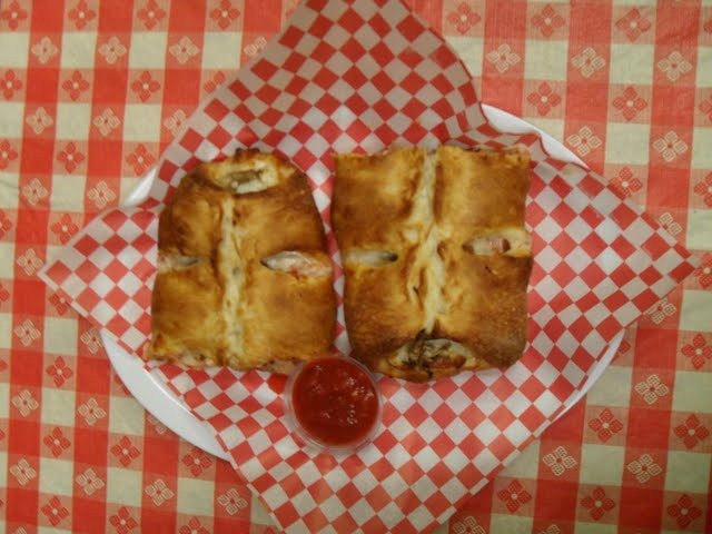 [Calzone[3].jpg]