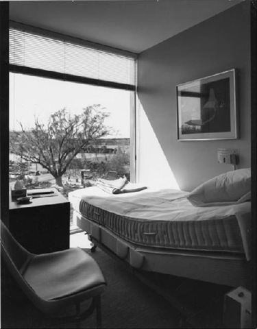 [lopsided bed[2].jpg]
