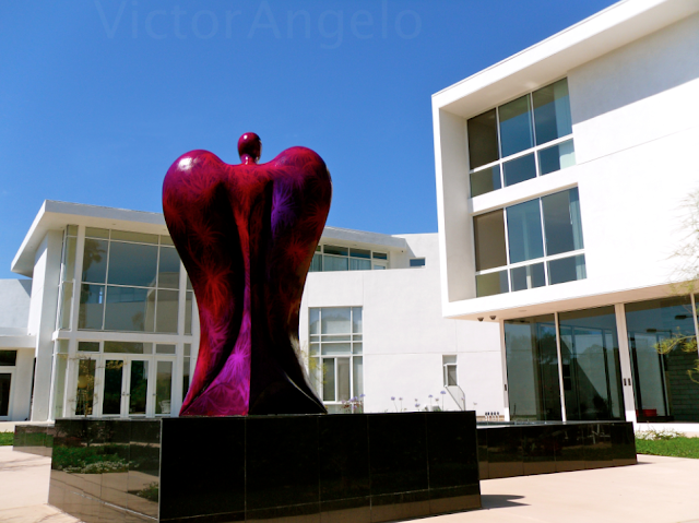 Victor Angelo angel verso outdoors