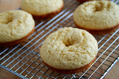 powdered sugar doughnut