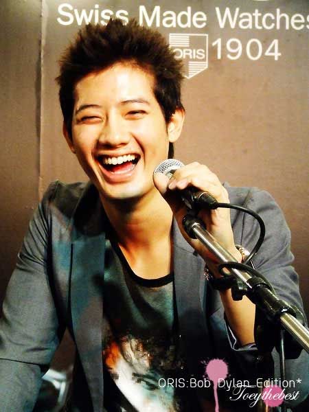 รูปภาพ เป้ อารักษ์ คุณชายสุดหล่อ มาดเซอร์