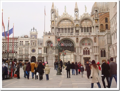 VENICE (23) VENICE (23)