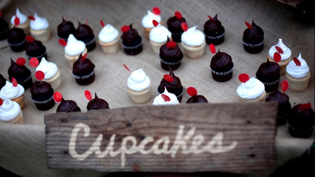 [retro_punk_wedding_06[9].jpg]