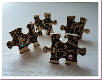 Jigsaw Bulletin Notice Board pins