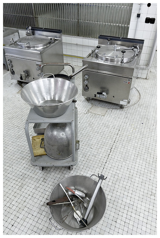 Cacharrería. Antiguas cocinas de la Universidad Laboral