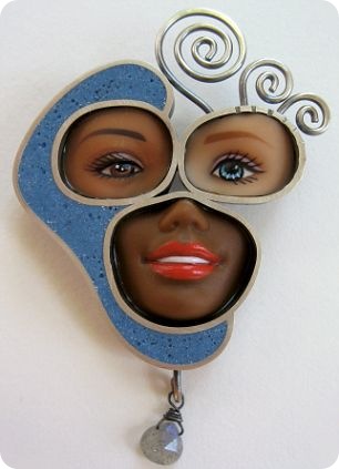 Barbie dolls make up a face brooch