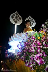 สืบสานป๋าเวณียี่เป็ง - แม่ขะจาน