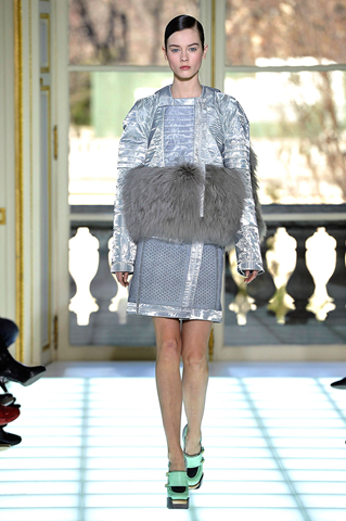 [Balenciagaf4[1].png]