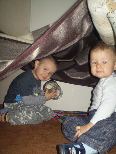 http://lh3.ggpht.com/_Y8jE-f55l_I/TS2VWPApX9I/AAAAAAAAAGM/3voP8oOpcsM/s512/Obraz%20048.jpg