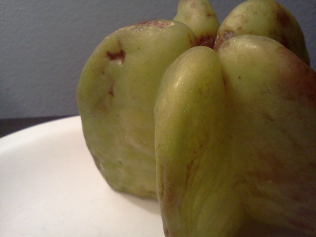 [starfruitwhole10.jpg]