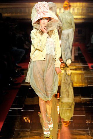 John Galliano,Fashion Show SS 2011