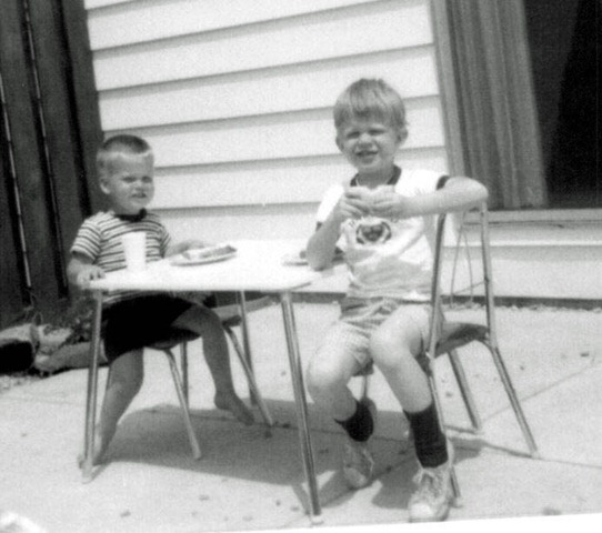 [Steve & Scott in the backyard, N.O., 1970_edited-1[4].jpg]