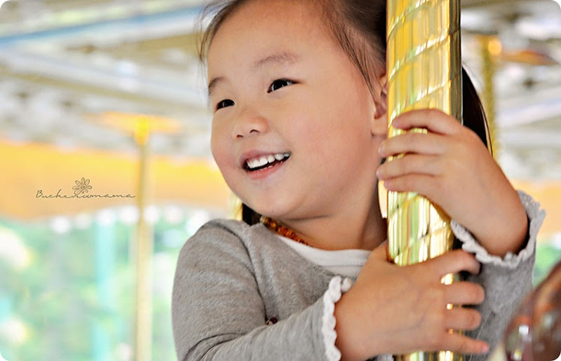 Zoe---Merry-Go-Round Zoe---Merry-Go-Round