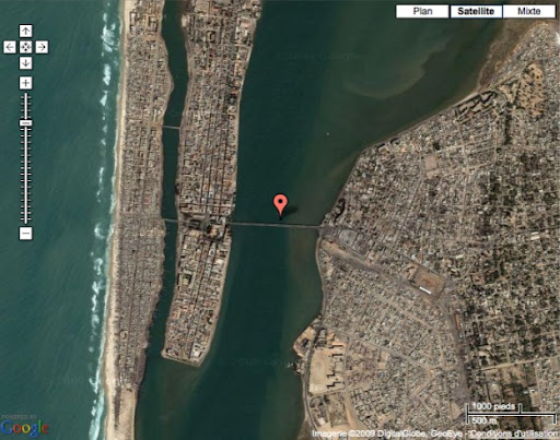 vue satellitaire du pont Faidherbe à Saint-Louis-du-Sénégal - cliquer droit pour accéder à la GoogleMap