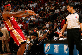 lebron james nba 100125 cle at mia 04 LeBron and Co. Still #1 in the NBA. Cavaliers Win Nine in a Row.