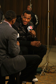 lebron james nba 100212 all star dallas 05 2010 NBA All Star: King James with the Black/White/Gold AMLVII