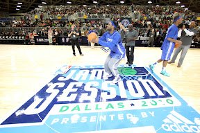 2010 NBA All Star: LeBron James Eastern Conference Practice lebron james nba 100213 all star dallas 04 2010 NBA All Star: LeBron James Eastern Conference Practice
