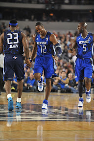 lebron james nba 100214 all star dallas 12 2010 NBA All Star: D Wade and LeBron lead EAST in Front of 108k