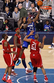 lebron james nba 100214 all star dallas 20 2010 NBA All Star: D Wade and LeBron lead EAST in Front of 108k