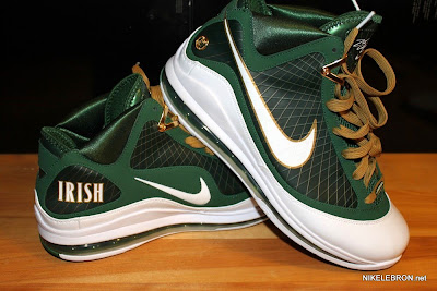 nike air max lebron 7 pe svsm away 2 09 Air Max LeBron VII (7) SVSM Away Player Exclusive Showcase