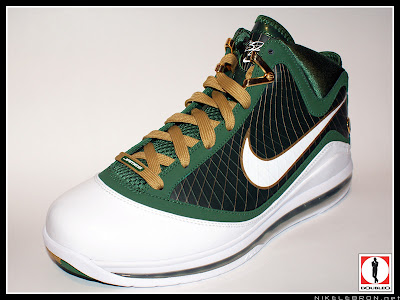 nike air max lebron 7 pe svsm away 3 07 Air Max LeBron VII (7) SVSM Away Player Exclusive Showcase