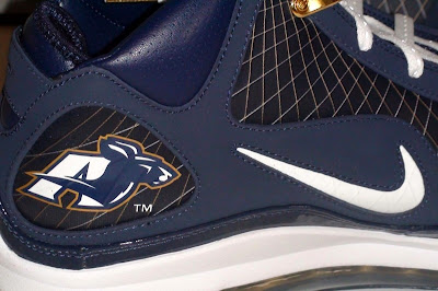 nike air max lebron 7 pe university of akron 5 10 After the Drop: Nike Air Max LeBron VII Akron Zips Close Ups