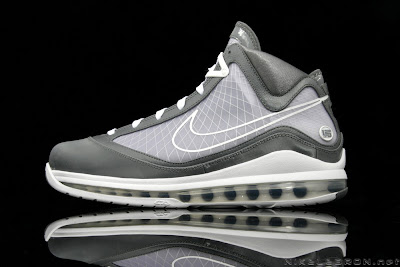 lebron 7 Grey