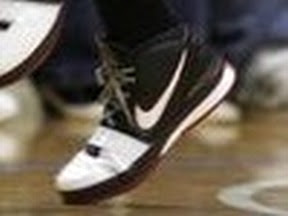 timeline 081004 shoe lebron6 bwr 1 2008 09 Timeline