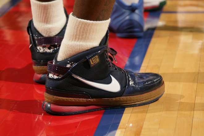 lebron james nike 6