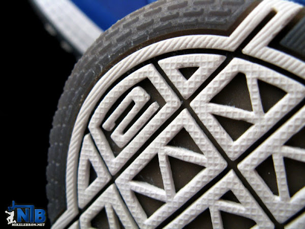 Ultimate Nike LeBron James ZLVI 8220Kid8221 Showcase