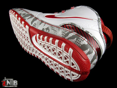 Ohio State Buckeyes Nike Zoom LeBron VI aka Home PE Showcase nike zoom lebron 6 gr white crimson grey 4 67 Ohio State Buckeyes Nike Zoom LeBron VI aka Home PE Showcase