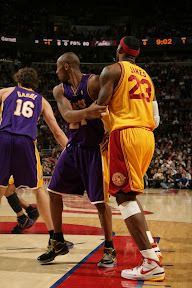lebron james nba 090208 cle vs lal 03 Cavaliers Lose At Home! LeBron Breaks Out the Fairfax VI.