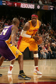 lebron james nba 090208 cle vs lal 04 Cavaliers Lose At Home! LeBron Breaks Out the Fairfax VI.