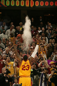 lebron james nba 090208 cle vs lal 06 Cavaliers Lose At Home! LeBron Breaks Out the Fairfax VI.