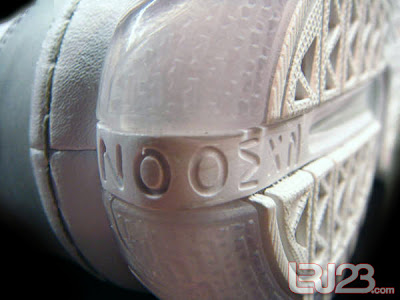 Nike Zoom LeBron 6 Low White and Silver Actual Pics nike zoom lebron 6 low gr white silver 1 05 Nike Zoom LeBron 6 Low White and Silver Actual Pics