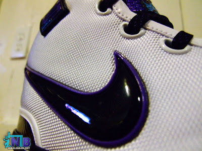 Summit Lake Hornets Zoom LeBron VI New Photos nike zoom lebron 6 pe summit lake hornets 2 10 Summit Lake Hornets Zoom LeBron VI New Photos