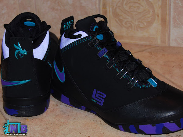 Nike Zoom Soldier 2 Summit Lake Hornets Detailed Photos