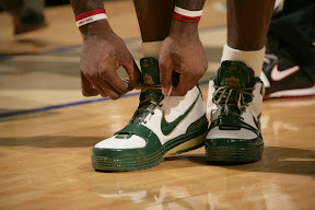 lebron james nba 090317 cle vs orl 01 LeBron Introduces the SVSM Six for St. Patricks Day