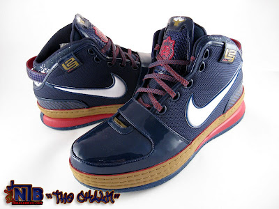 Nike Zoom LeBron James VI Chalk Edition Showcase lebron6 the chalk 20 web Nike Zoom LeBron James VI Chalk Edition Showcase
