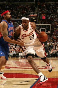 lebron james nba 090421 cle vs det 08 game 2 Cleveland Beats Detroit and Takes a Commanding 2 0 Series Lead