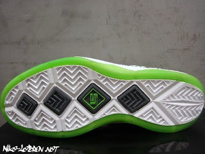 Part Two... Second Look at the Dunkman Nike Soldier 3 w/3M nike zoom soldier 3 gr dunkman 2 06 Part Two... Second Look at the Dunkman Nike Soldier 3 w/3M