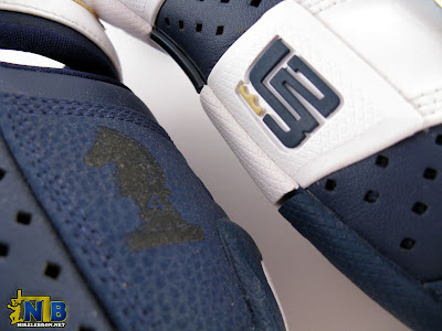 nike zoom lebron 20 5 5 pe playoff navy 1 29 Looking Back at Nike Zoom 20 5 5 With the 2006 Playoff PE