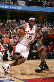 Amazing Encore LeBron and Co. Cruise By Hawks in the Series Opener lebron james nba 090505 cle vs atl 07 game 1 Amazing Encore LeBron and Co. Cruise By Hawks in the Series Opener