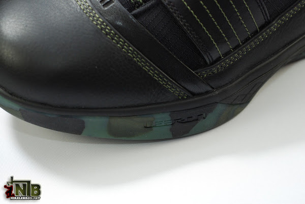 New Pics of the Camouflage Nike Zoom Soldier III 3