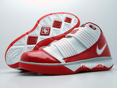 nike zoom soldier 3 tb white red 1 06 Zoom Soldier III TB (Team Bank)   367183 112   Actual Photos