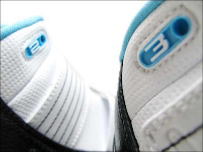 nike zoom soldier 3 gr white black aqua 9 03 Yet Another Look at the ZSIII AP Aqua Alternate (Asia Version)