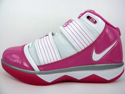 Upcoming Nike Zoom LeBron Soldier III Think Pink Gloria nike zoom soldier 3 pe think pink 1 03 Upcoming Nike Zoom LeBron Soldier III Think Pink Gloria
