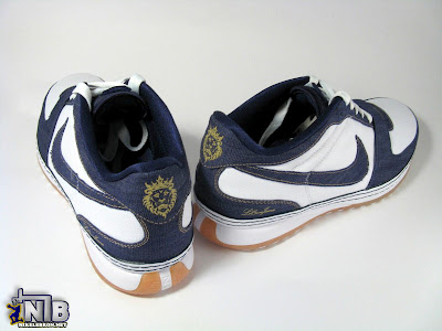 Nike Zoom LeBron VI Low White / Navy / Light Brown Denim lebron6 low navy denim 10 web Nike Zoom LeBron VI Low White / Navy / Light Brown Denim